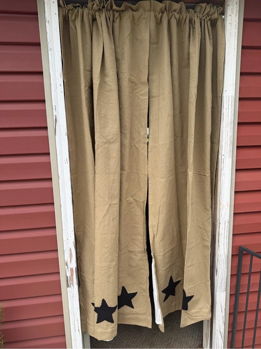 Primitive Amish Home Accents Curtain Panel with prim Black Star Accents